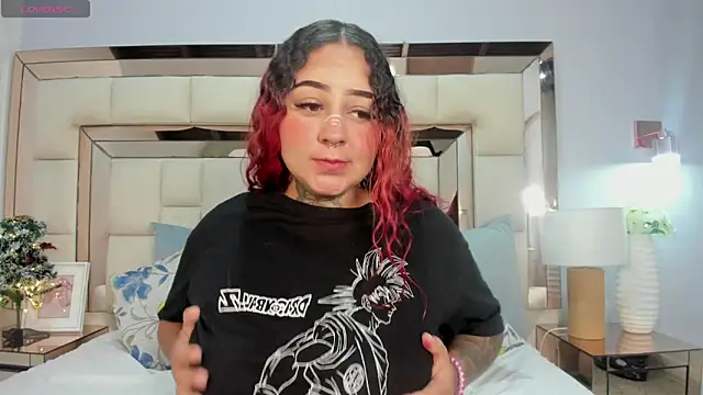 Snapshot of ateneaa_dioosa chatting on 12.22.25 ateneaa dioosa online show from 12.22.25