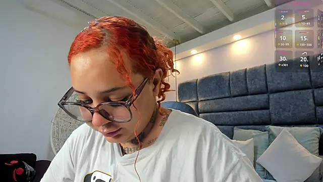 Snapshot of ateneaa_dioosa chatting on 01.09.26 ateneaa dioosa online show from 01.09.26