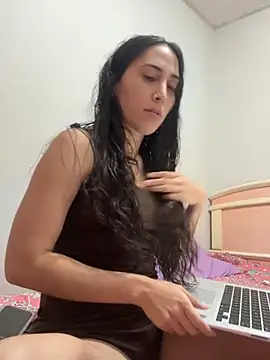 LatinDoll8 online show from 06.28.26
