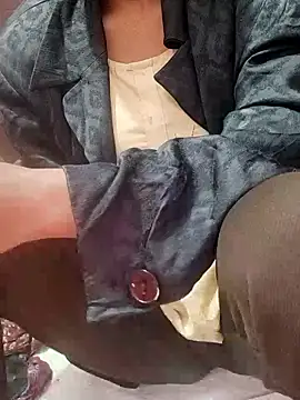 Snapshot of farana_bhat chatting on 01.12.26 farana bhat online show from 01.12.26