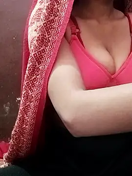 Snapshot of farana_bhat chatting on 01.14.26 farana bhat online show from 01.14.26