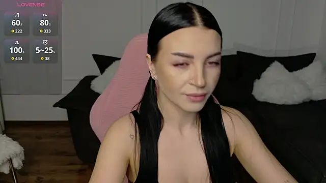 Lady charm   online show from 04.25.26