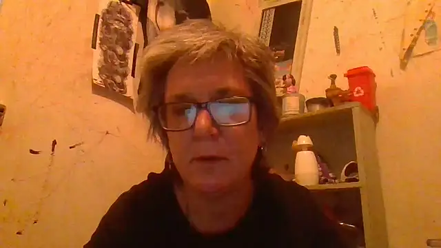 Snapshot of becky1111 chatting on 06.04.26 becky1111 online show from 06.04.26