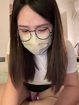 Snapshot of lele-520 chatting on 02.27.26 lele-520 online show from 02.27.26