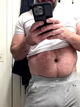 Snapshot of JackHammer2026 chatting on 12.21.25 JackHammer2026 online show from 12.21.25