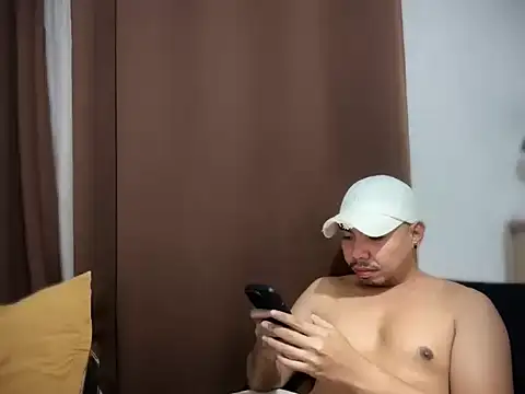 chubbybear 08 online show from 02.20.26