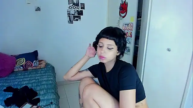 harakitty  online show from 04.01.26