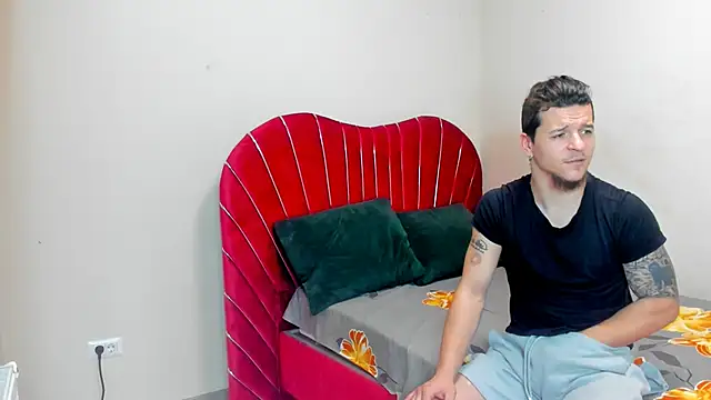 Snapshot of RubyDuo chatting on 02.04.26 RubyDuo online show from 02.04.26