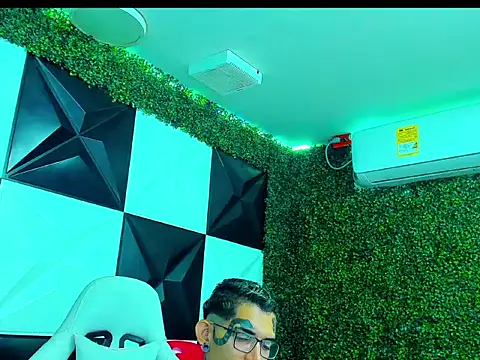 Boy tatto77 online show from 03.10.26