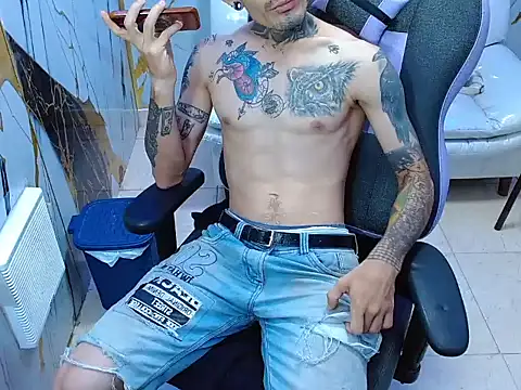 Boy tatto77 online show from 06.13.26