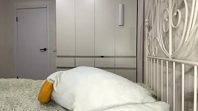 Snapshot of KitCerveny chatting on 01.06.26 KitCerveny online show from 01.06.26