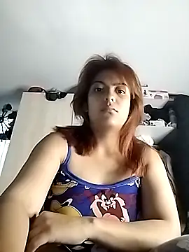 mia hottie2210 online show from 12.23.25