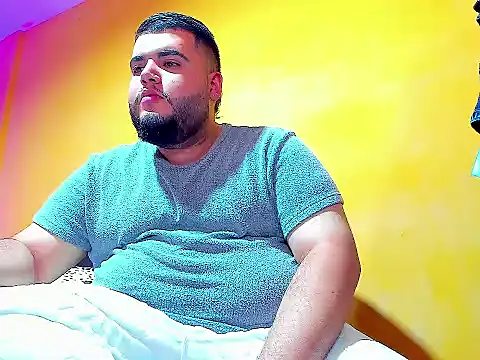 Snapshot of gainer_chubby_hot chatting on 01.11.26 gainer chubby hot online show from 01.11.26