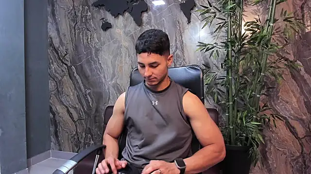 Noah Clarkk online show from 05.05.26