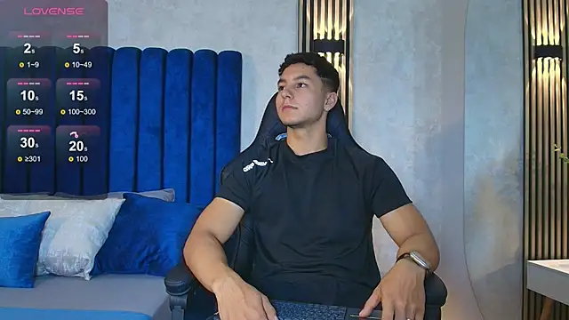 Noah Clarkk online show from 06.04.26