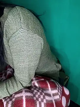 Snapshot of QWEEN7B chatting on 12.22.25 QWEEN7B online show from 12.22.25