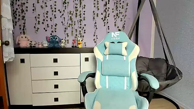 Snapshot of Yoonhee_ki chatting on 02.06.26 Yoonhee ki online show from 02.06.26