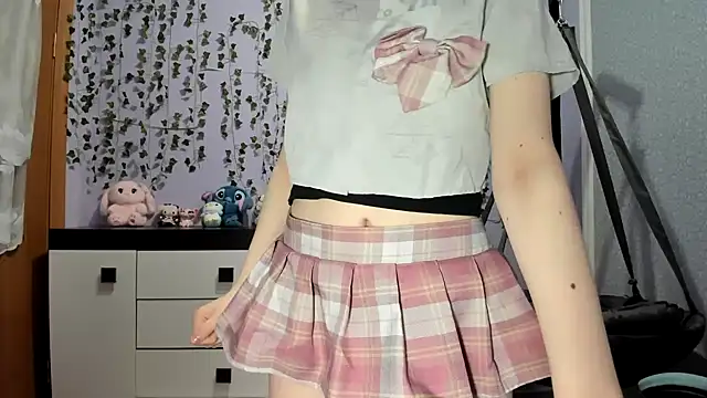 Snapshot of Yoonhee_ki chatting on 02.10.26 Yoonhee ki online show from 02.10.26