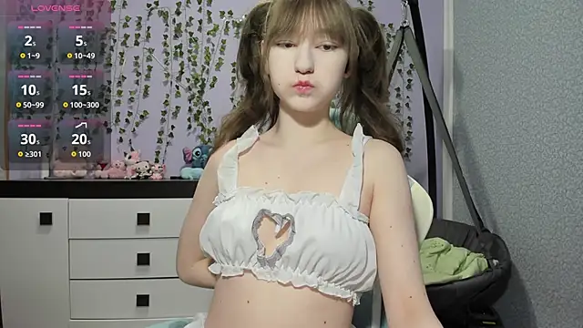 Yoonhee ki online show from 06.07.26