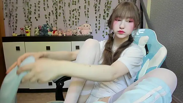 Yoonhee ki online show from 06.30.26