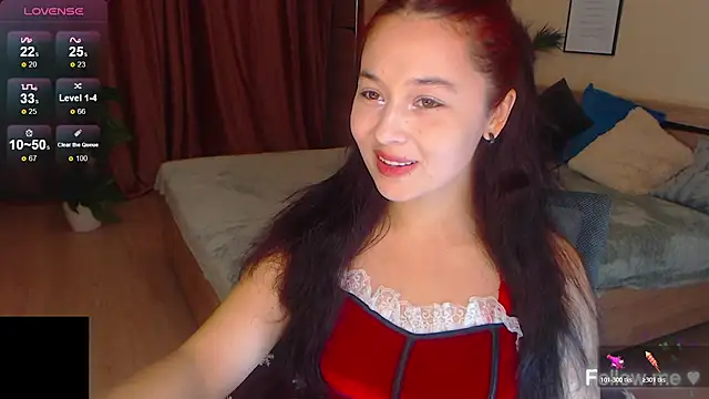 Snapshot of Paradise_day chatting on 12.21.25 Paradise day online show from 12.21.25