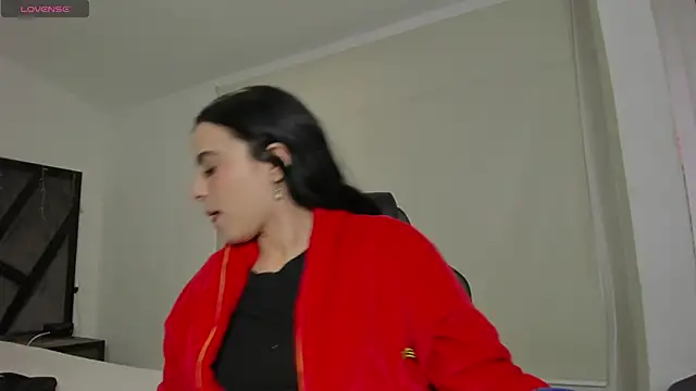 Snapshot of ChannelWhitee_ chatting on 01.08.26 ChannelWhitee online show from 01.08.26