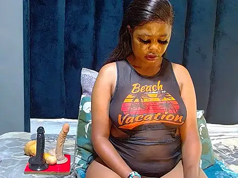 SpicyKitty33 online show from 01.17.26