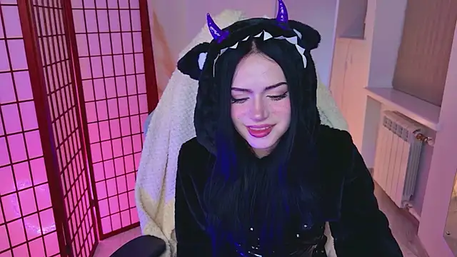 Dark Diva online show from 05.26.26