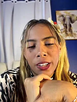 MiaSizzle online show from 02.13.26