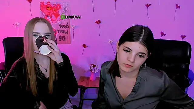 Snapshot of lizzie_boom_ chatting on 03.19.26 lizzie boom online show from 03.19.26