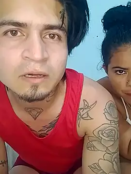 Snapshot of Fresa235 chatting on 12.21.25 Fresa235 online show from 12.21.25