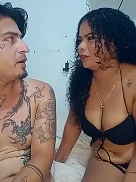 Snapshot of Fresa235 chatting on 12.22.25 Fresa235 online show from 12.22.25