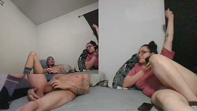 Snapshot of BlueCollarCouple chatting on 02.05.26 BlueCollarCouple online show from 02.05.26