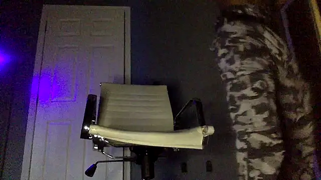 Snapshot of Cantgetenough0069 chatting on 01.14.26 Cantgetenough0069 online show from 01.14.26