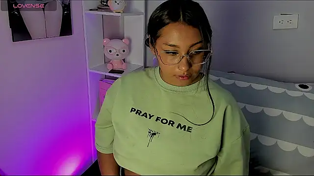 tinna noa online show from 03.04.26