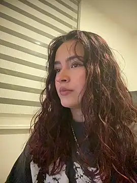 Snapshot of AnneRosse chatting on 01.18.26 AnneRosse online show from 01.18.26