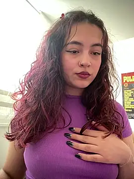 Snapshot of AnneRosse chatting on 01.18.26 AnneRosse online show from 01.18.26