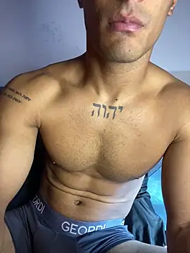 Snapshot of Maicol_xxxx chatting on 02.06.26 Maicol xxxx online show from 02.06.26