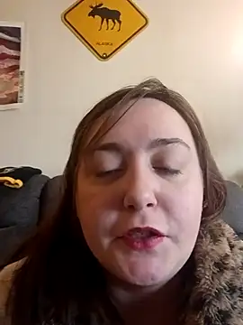 Snapshot of pinkcheetah12 chatting on 12.21.25 pinkcheetah12 online show from 12.21.25