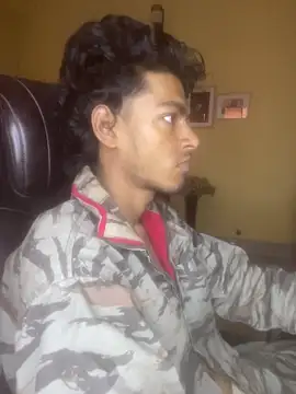 Snapshot of tooexpensive chatting on 12.23.25 tooexpensive online show from 12.23.25