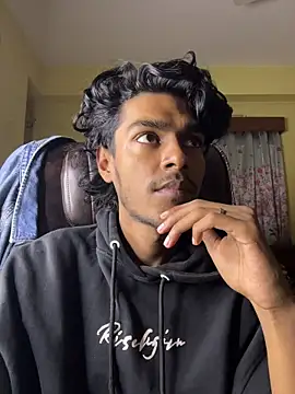 Snapshot of tooexpensive chatting on 01.14.26 tooexpensive online show from 01.14.26