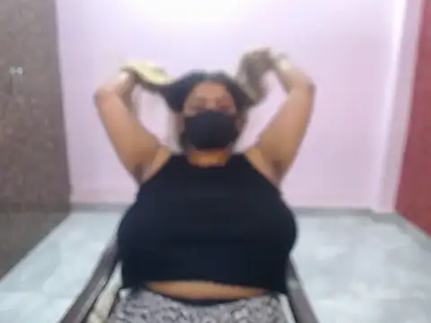 Snapshot of SweetNeena chatting on 02.11.26 SweetNeena online show from 02.11.26