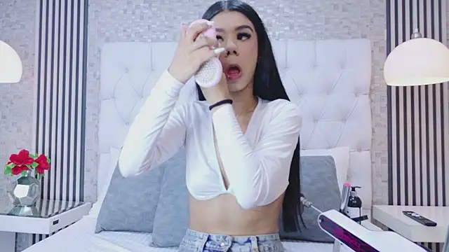 VioletGracee online show from 02.25.26