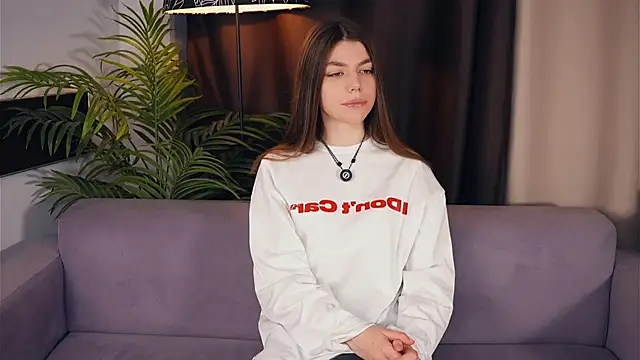 NeidaGowing online show from 12.21.25