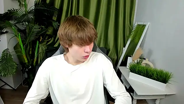 andyyzzz online show from 07.05.26