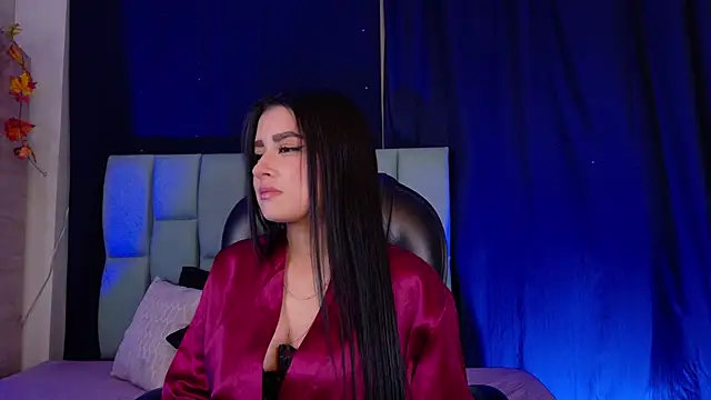 Emilyy05  online show from 06.17.26