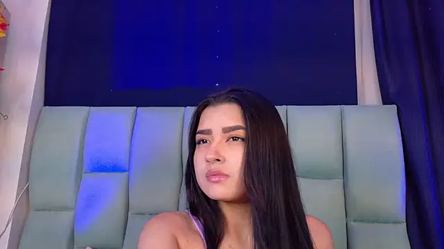 Emilyy05  online show from 07.08.26