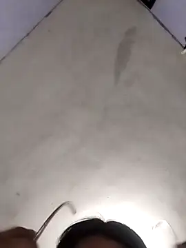 Snapshot of vanNe78 chatting on 12.22.25 vanNe78 online show from 12.22.25