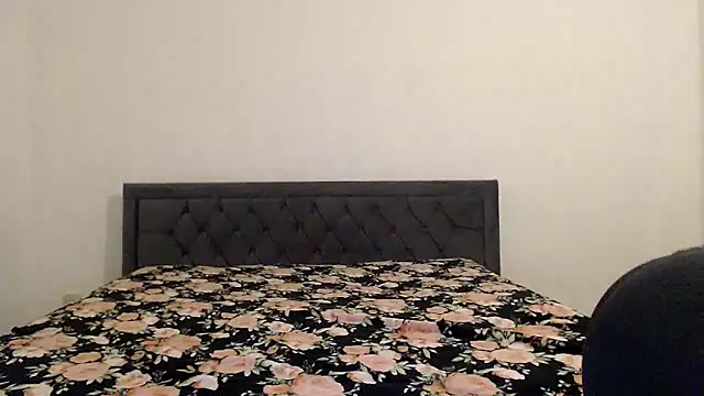 Snapshot of Stella_John chatting on 02.22.25 Stella John online show from 02.22.25