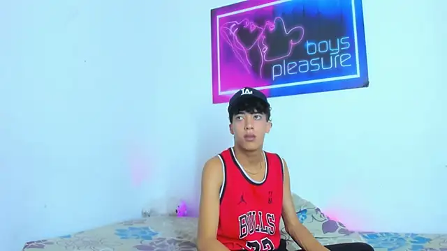 Pleasure boys hot online show from 04.07.26